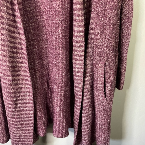 Barefoot Dreams Magenta Pink Purple Super Soft Stretchy Cardigan Sweater Medium - Picture 4 of 6